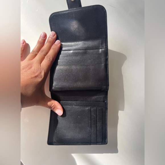 Burberry Black/Beige Nova Check Canvas and Leather Buckle kiss lock Wallet - Picture 6 of 12